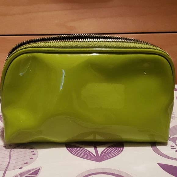 Being True Makeup bag - Picture 3 of 5